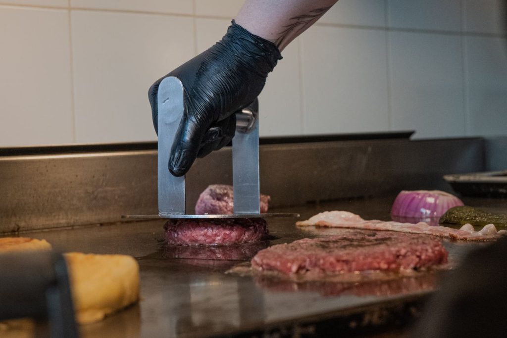 Grillapparatuur voor de horeca kiezen: vijf factoren voor ondernemers Grillapparatuur voor de horeca kiezen vijf factoren voor ondernemers